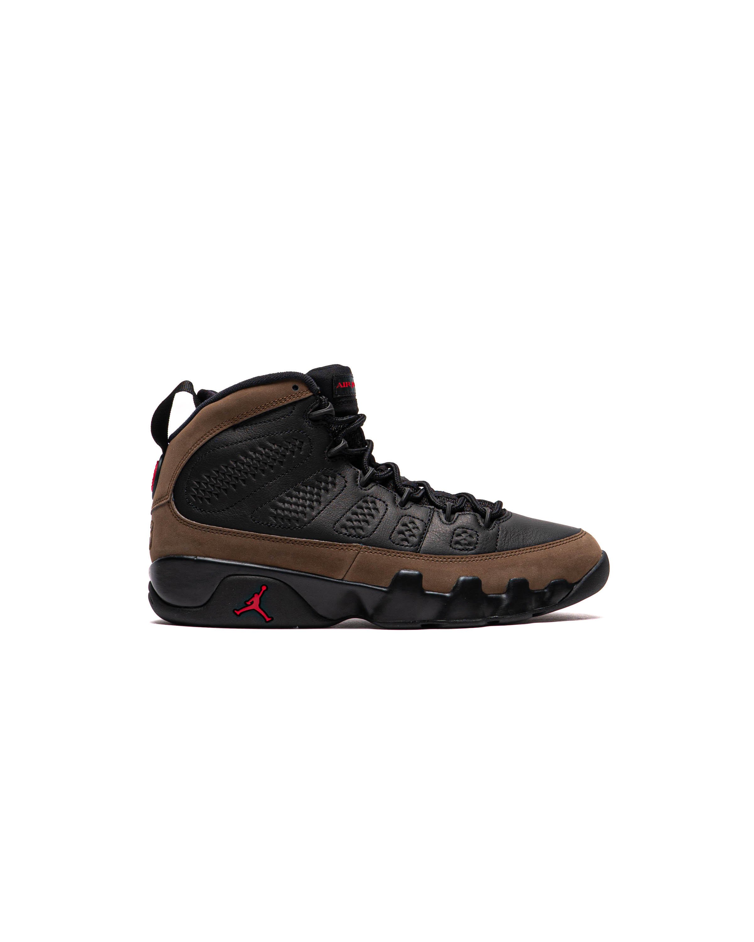 Black red retro 9 online